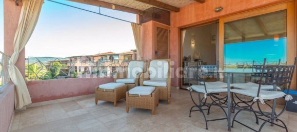 Penthouse T1 em Santa Teresa Gallura, Italy N.º 370166 16