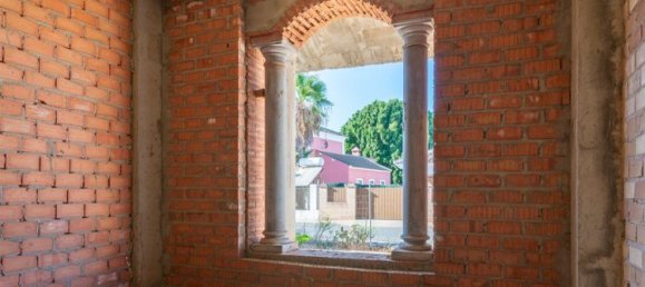 5 bedrooms House in Huelva, Spain No. 178034 2