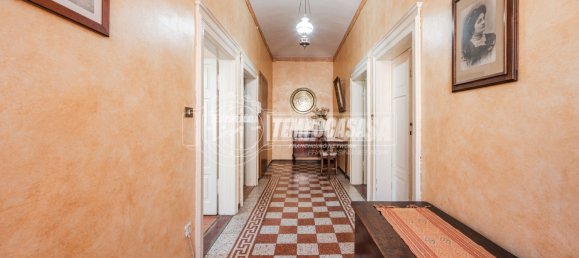 2 bedrooms Apartment in Vignola, Italy No. 328681 2