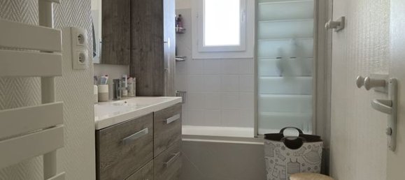 4 bedrooms House in Vienne, France No. 300374 14