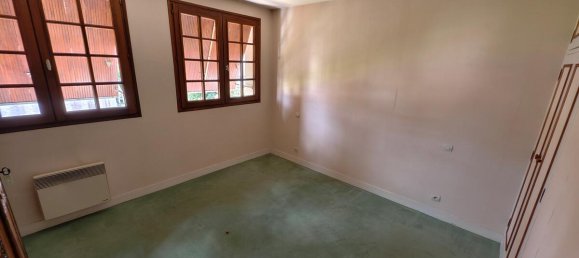 8 bedrooms House in Vernon, France No. 325753 14