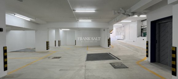 2 bedrooms Apartment in Balzan, Malta No. 10566 12