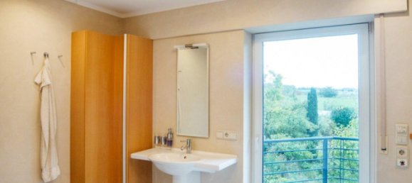 8-salle Maison de ville à Rhein-Sieg, Germany No. 222115 4