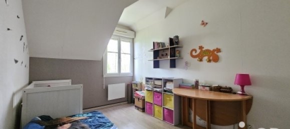 3 Schlafzimmer Doppelhaus in Plaisir, France, Nr. 348035 4