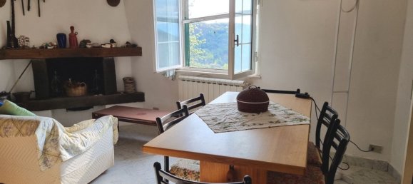 4 rooms House in Casola in Lunigiana, Italy No. 128011 7