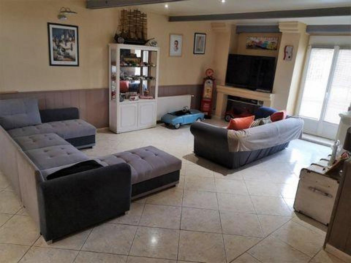 3 غرف نوم شقة في Romilly-sur-Seine, France رقم 25409