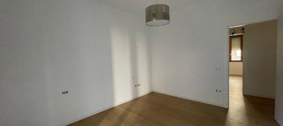 3 bedrooms Apartment in Piacenza, Italy No. 371067 11