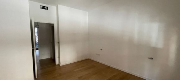 3 bedrooms Apartment in Piacenza, Italy No. 371067 7
