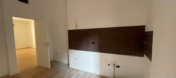 3 bedrooms Apartment in Piacenza, Italy No. 371067 6