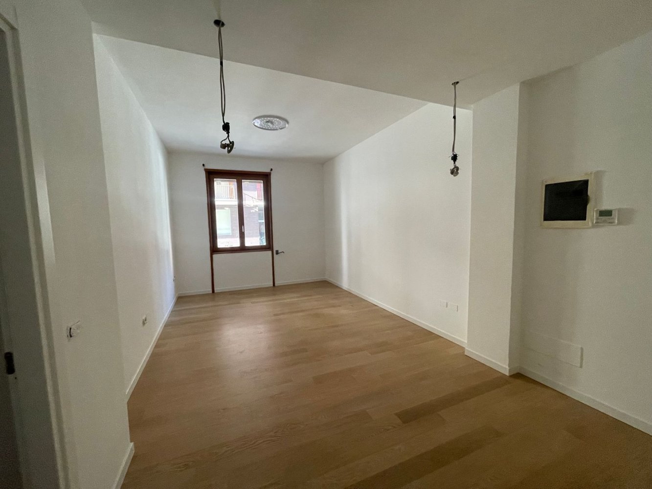 3 bedrooms Apartment in Piacenza, Italy No. 371067