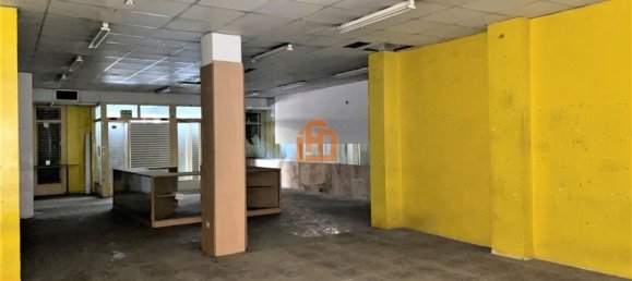 Propiedad comercial en León, Spain 510 m² No. 27937 2