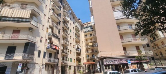 2 bedrooms Apartment in Casoria, Italy No. 327458 2