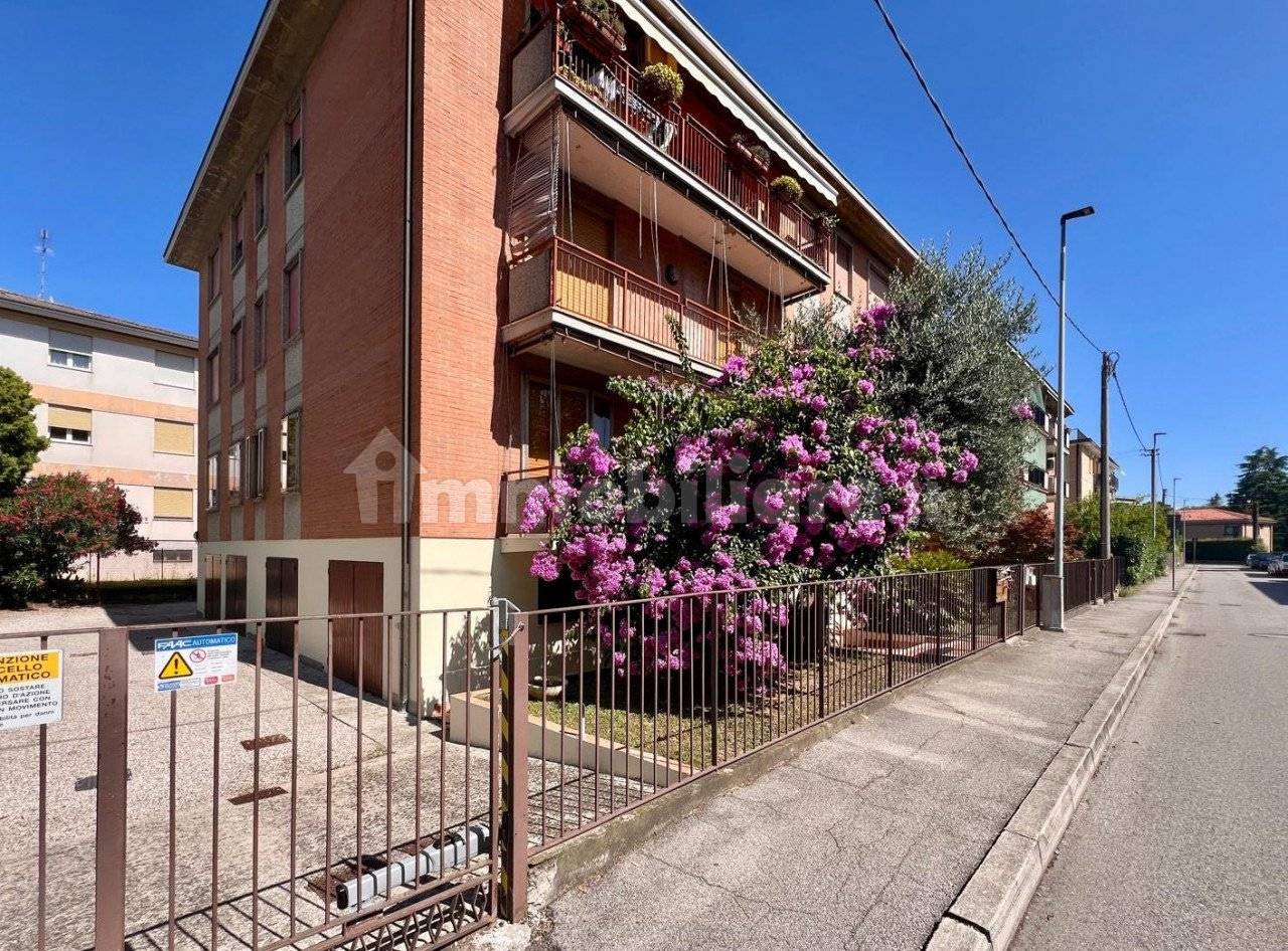 Apartamento de 3 dormitorios en Padua, Italy No. 261930