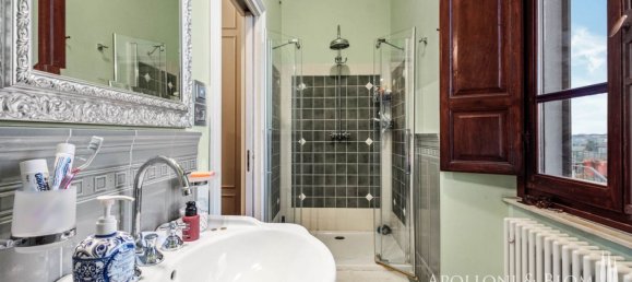 8 bedrooms Villa in Cortona, Italy No. 178983 17