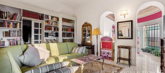 8 bedrooms Villa in Cortona, Italy No. 178983 7