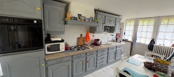 Casa de 6 dormitorios en Fitz-James, France No. 362415 2