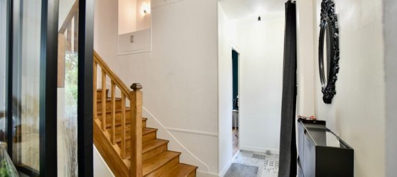 5 bedrooms House in Montreuil-Juigne, France No. 337677 7