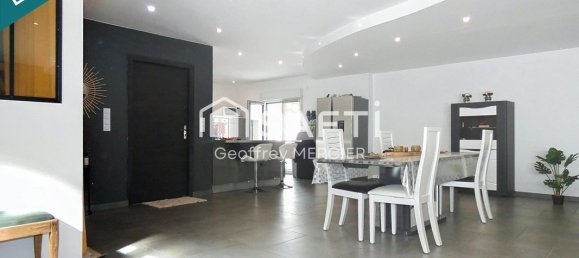 4 bedrooms House in Homecourt, France No. 72905 4