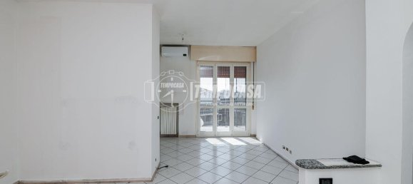 Apartamento de 3 divisões em San Giuliano Milanese, Italy N.º 15260 2