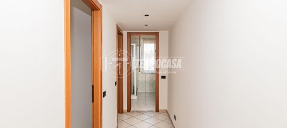 Apartamento de 3 divisões em San Giuliano Milanese, Italy N.º 15260 6