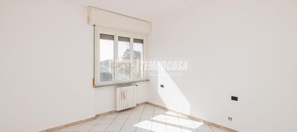 Apartamento de 3 divisões em San Giuliano Milanese, Italy N.º 15260 7