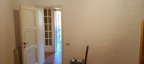 3 rooms Apartment in Asciano, Italy No. 201006 5