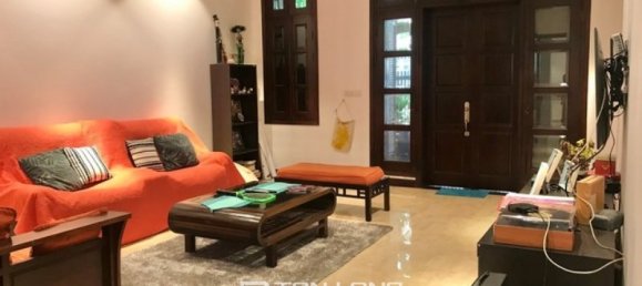 4 bedrooms Villa in Tay Ho, Vietnam No. 786 2