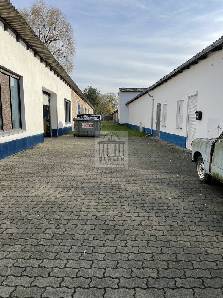  Commercial property in Teltow-Flaming, Germany No. 367952