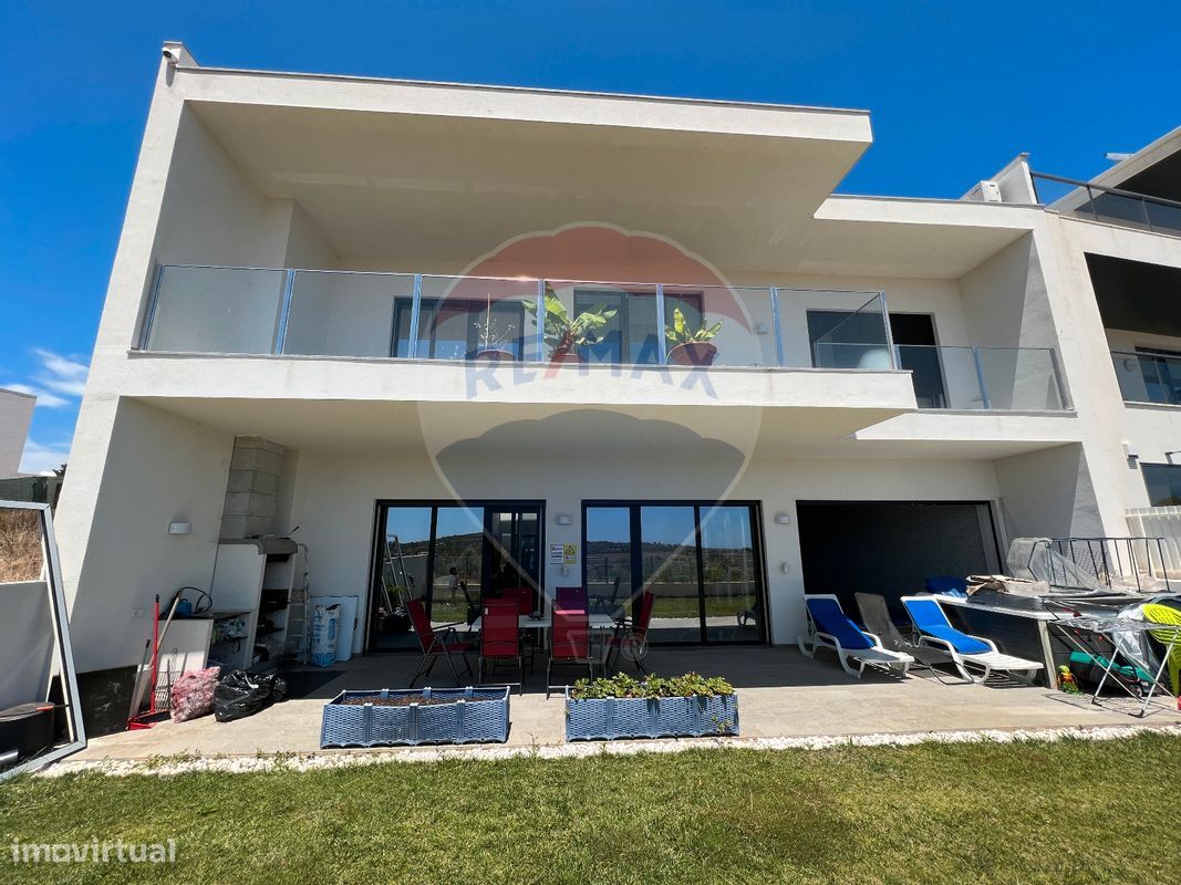 Дом с 4 спальнями в Мешильоейра Гранде, Португалия № 23441