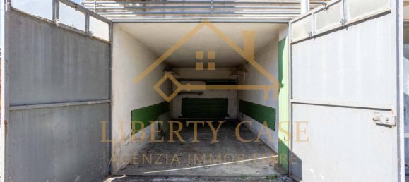 2 bedrooms Apartment in Vercelli, Italy No. 277235 9
