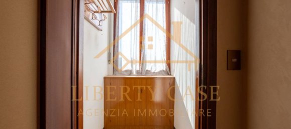 2 bedrooms Apartment in Vercelli, Italy No. 277235 8