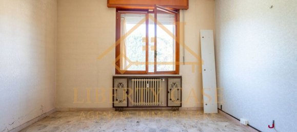 2 bedrooms Apartment in Vercelli, Italy No. 277235 17
