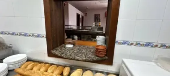 154m² Commercial property in Cadiz, Spain No. 170628 6