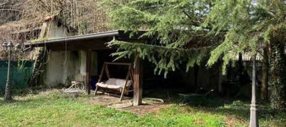 6 rooms House in Carate Brianza, Italy No. 4118 18