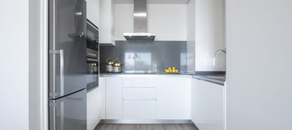 4 bedrooms Apartment in Estepona, Spain No. 4476 13