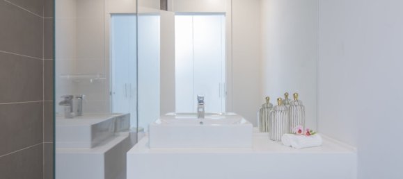 4 bedrooms Apartment in Estepona, Spain No. 4476 5