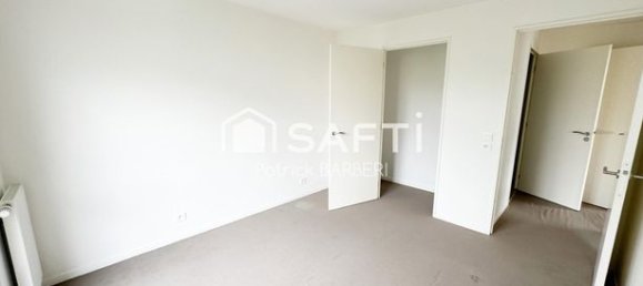 3 غرف نوم شقة في Cergy, France رقم 306200 11