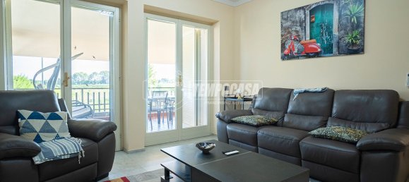 3 Schlafzimmer Wohnung in Sirmione, Italy, Nr. 378213 18