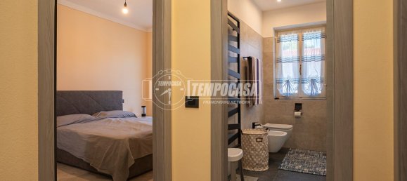 3 Schlafzimmer Wohnung in Sirmione, Italy, Nr. 378213 38