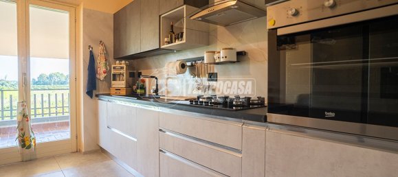 3 Schlafzimmer Wohnung in Sirmione, Italy, Nr. 378213 19