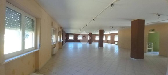 3-Zimmer Lagerhaus in Foligno, Italy, Nr. 72556 6