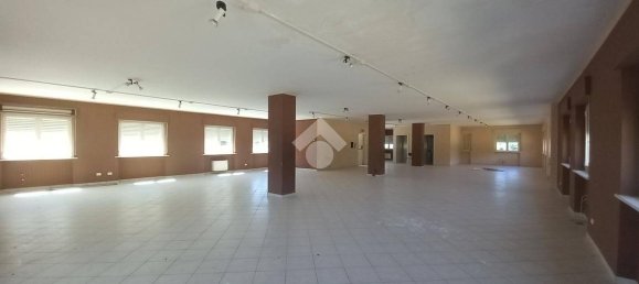 3-Zimmer Lagerhaus in Foligno, Italy, Nr. 72556 13