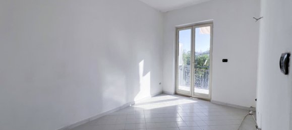 2 Schlafzimmer Wohnung in Giugliano in Campania, Italy, Nr. 374452 4