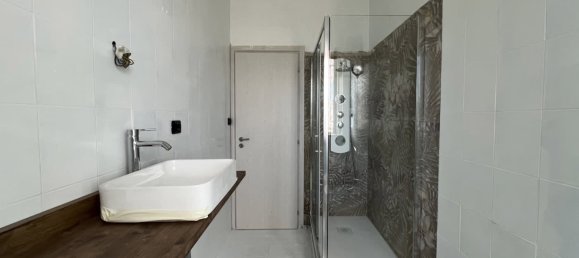 2 Schlafzimmer Wohnung in Giugliano in Campania, Italy, Nr. 374452 7