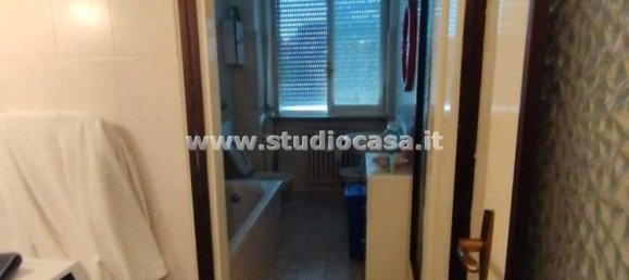 2-salle Appartement à Belgioioso, Italy No. 78544 11