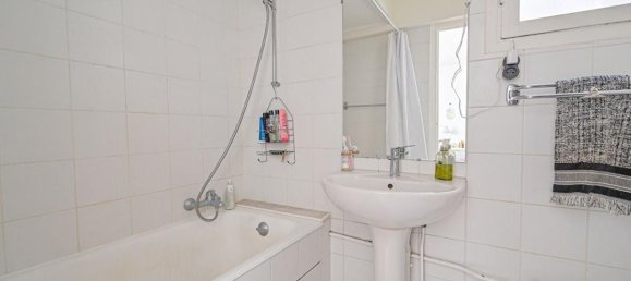 1 bedroom Apartment in Paris, France No. 182251 7