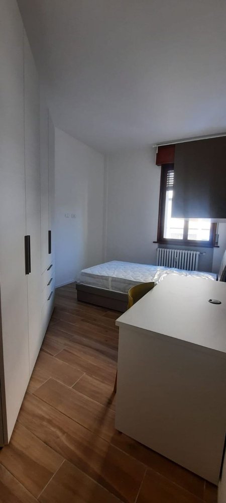 4 rooms Apartment in Reggio Emilia, Italy No. 134858