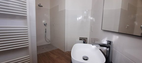 4 rooms Apartment in Reggio Emilia, Italy No. 134858 9