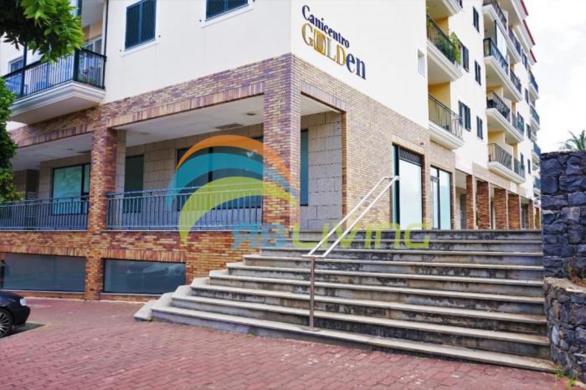 160m² Shop in Santa Cruz, Portugal No. 1931