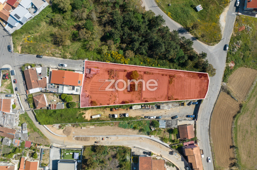 1470m² Land in Fanzeres, Portugal No. 84633